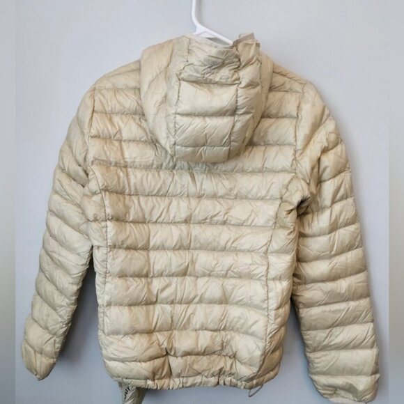 Aritzia TNA Botanie Little Puff Hoodie Jacket. Gray. Size Medium. - Picture 4 of 16